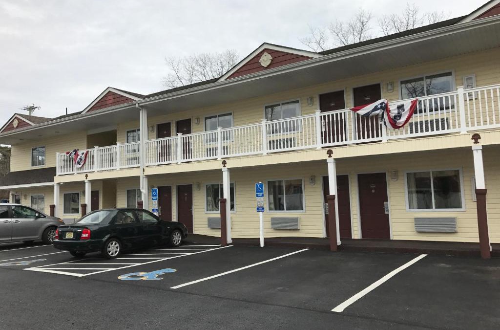 Galloway Hotel | Crystal Inn and Suites