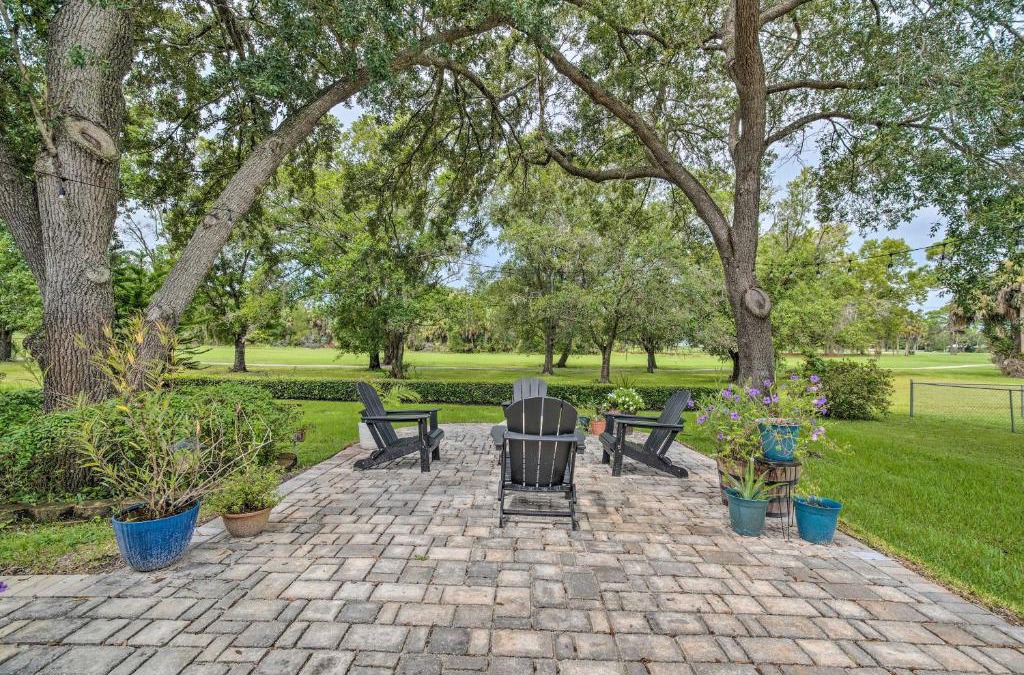 Crystal River House | Crystal River Gem Near Three Sisters Springs!