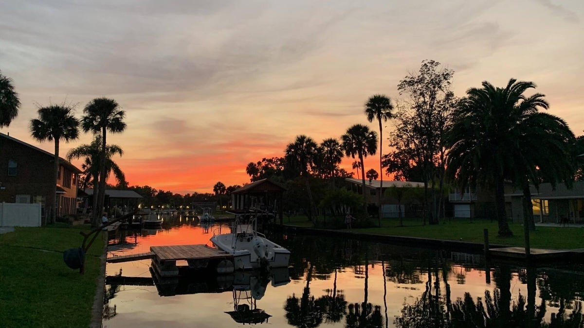 Springs at Kings Bay House | Crystal River Waterfront Island Oasis with 2 docks!