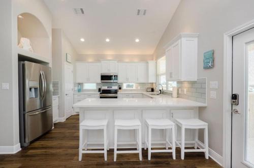 Crystal Beach House | Crystal Sands
