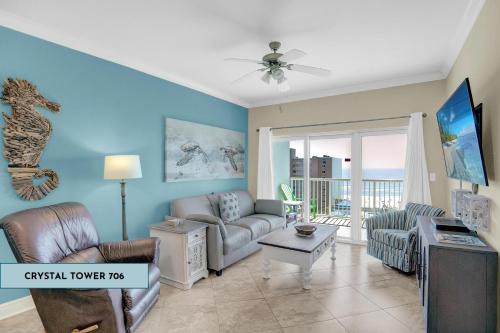 Coffeyville House | Crystal Tower 706