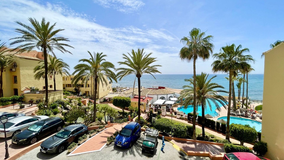 Sitio de Calahonda Apartment | CS197 Charming 2 bedroom flat with sea views - Dona Lola Claudia, Calahonda, Costa del Sol