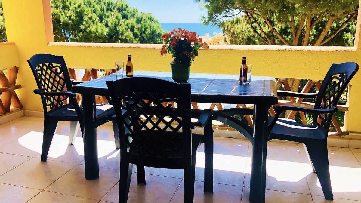 Sitio de Calahonda Apartment | CS214 Spacious 3-bed, 2-bath apartment in Doña Lola, Calahonda, between Fuengirola and Marbella
