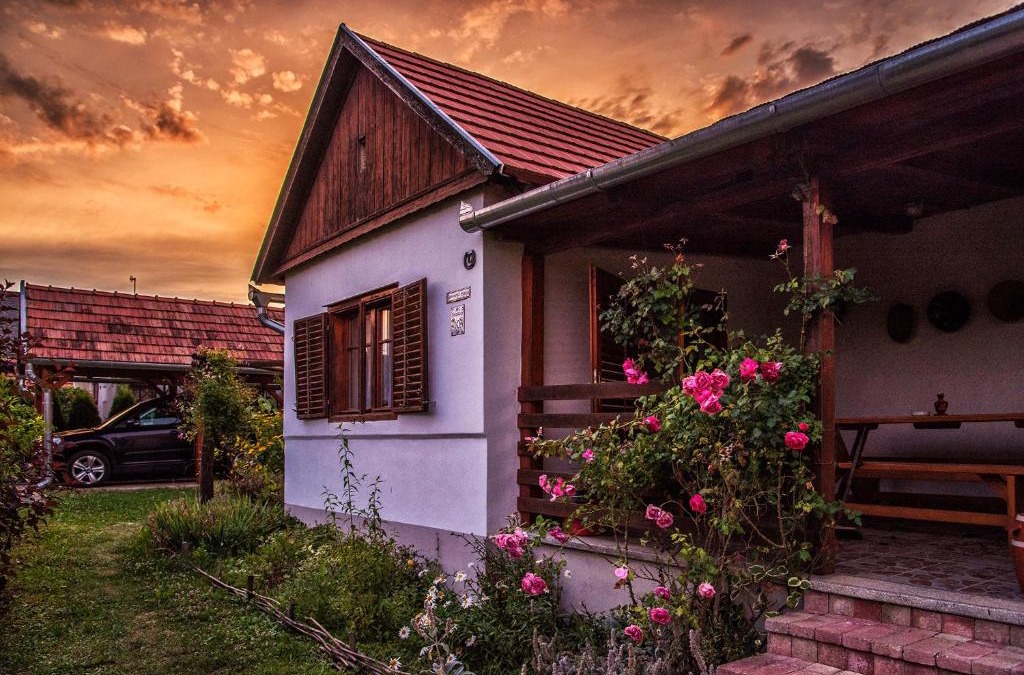 Szalafo House | Csavargó Tanya
