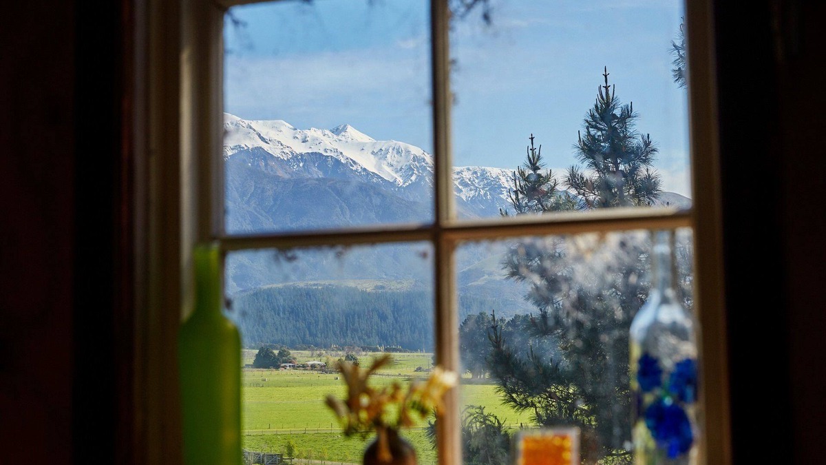 Hapuku House | Cubby House Stay - Kaikoura