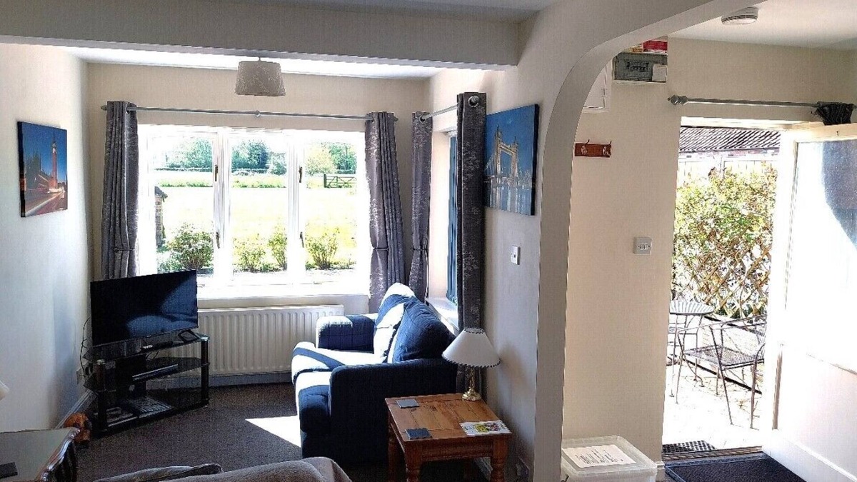 South Cockerington Cottage | Cuckoo Cottage at West View