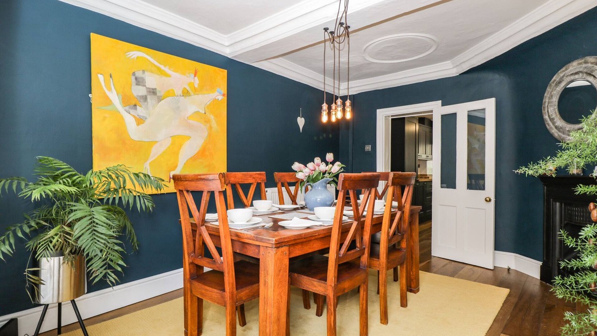 Upton upon Severn Cottage | CUCKOO COTTAGE, family friendly, with a garden in Upton Upon Severn
