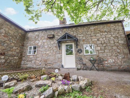 Cymau House | Cuddfan at Swallow Cottage