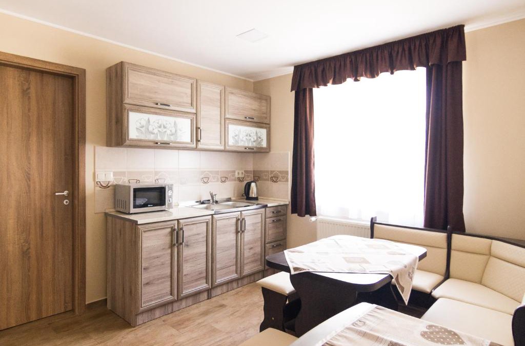 Zirc Apartment | Cuha-gyöngye Apartmanház