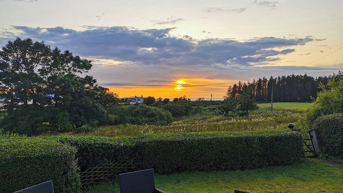 Arisaig Cottage | Cuillin View House - UK12528