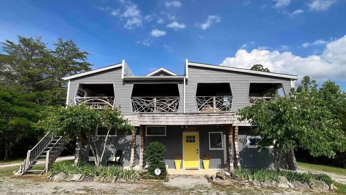 Monticello House | Cumberland Belle Lakehouse 9 bedrm, 20 bed, 7 bath, swimspa/hotub&sauna