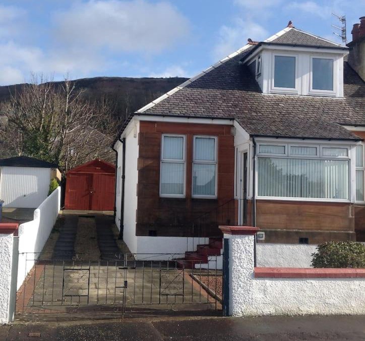 Largs House | Cumbrae View House (Licence no NA00109F)