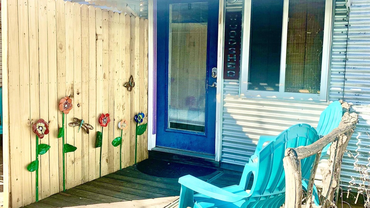 Pittsboro House | Curiously Cute B&B Private Woodshed- Pet friendly