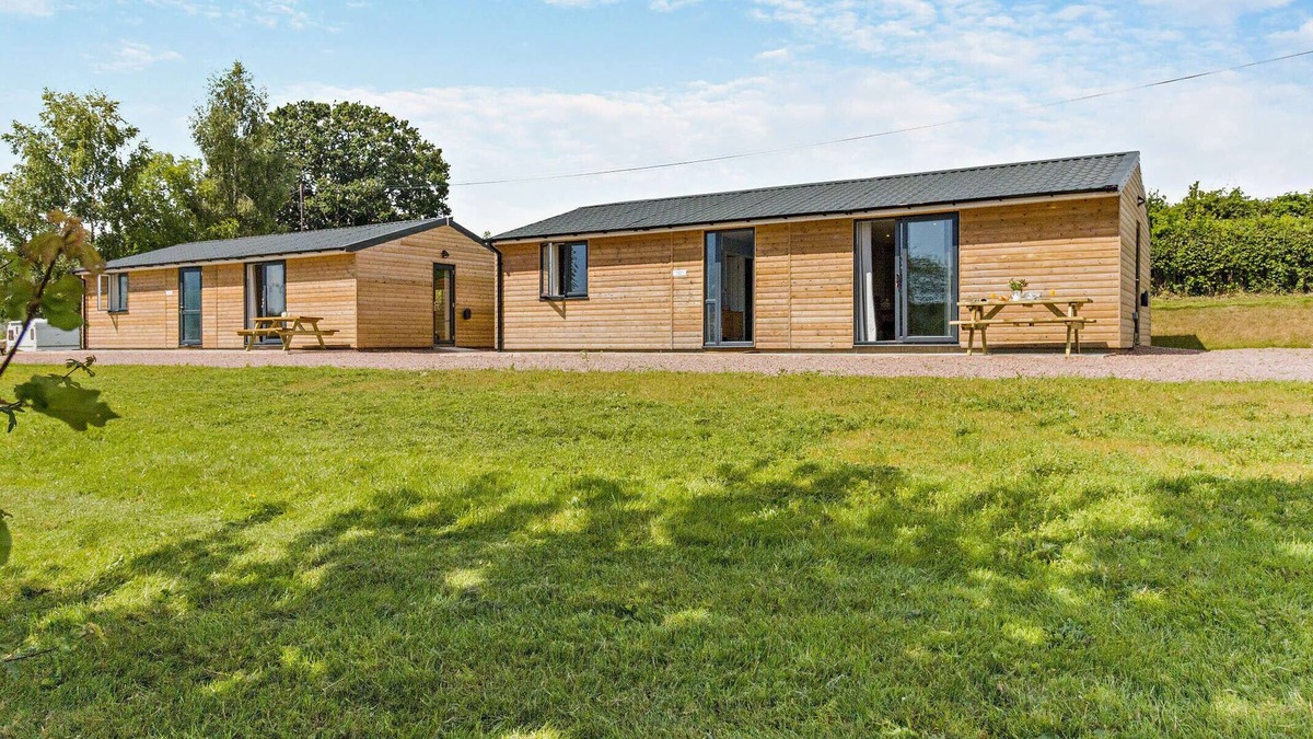 Hereford House | Curlews Rest at Canon Bridge Fishery