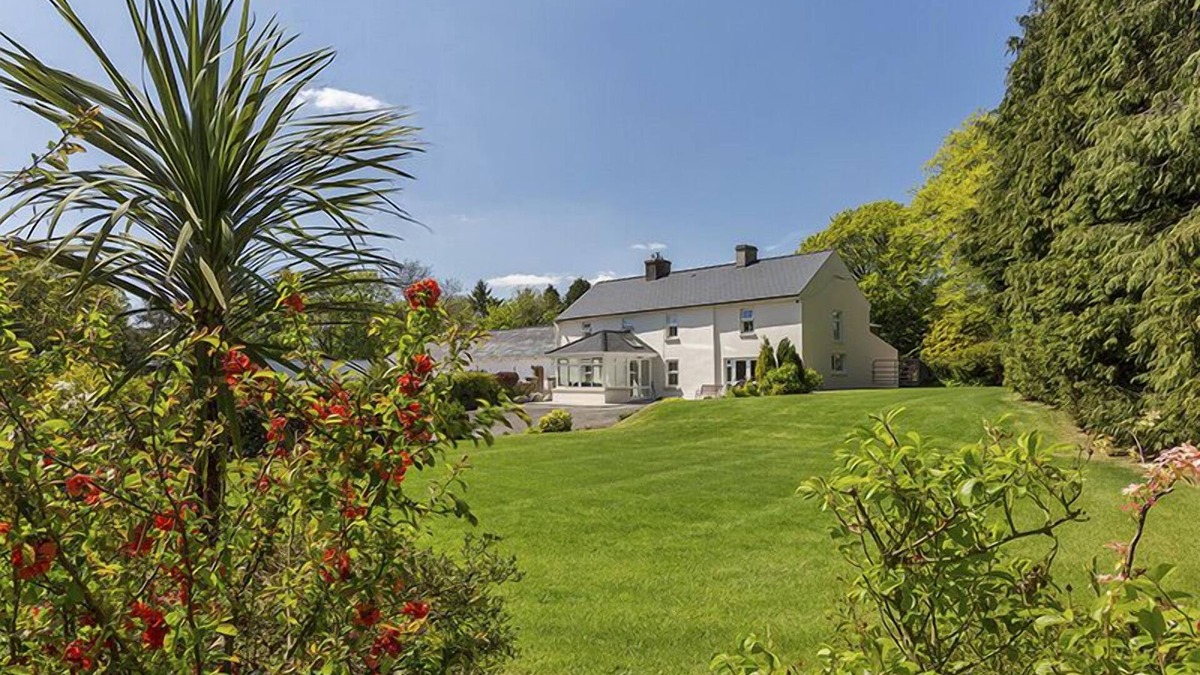 Ballymacarbry Cottage | CURRADOON HOUSE, family friendly in Touraneena, County Waterford