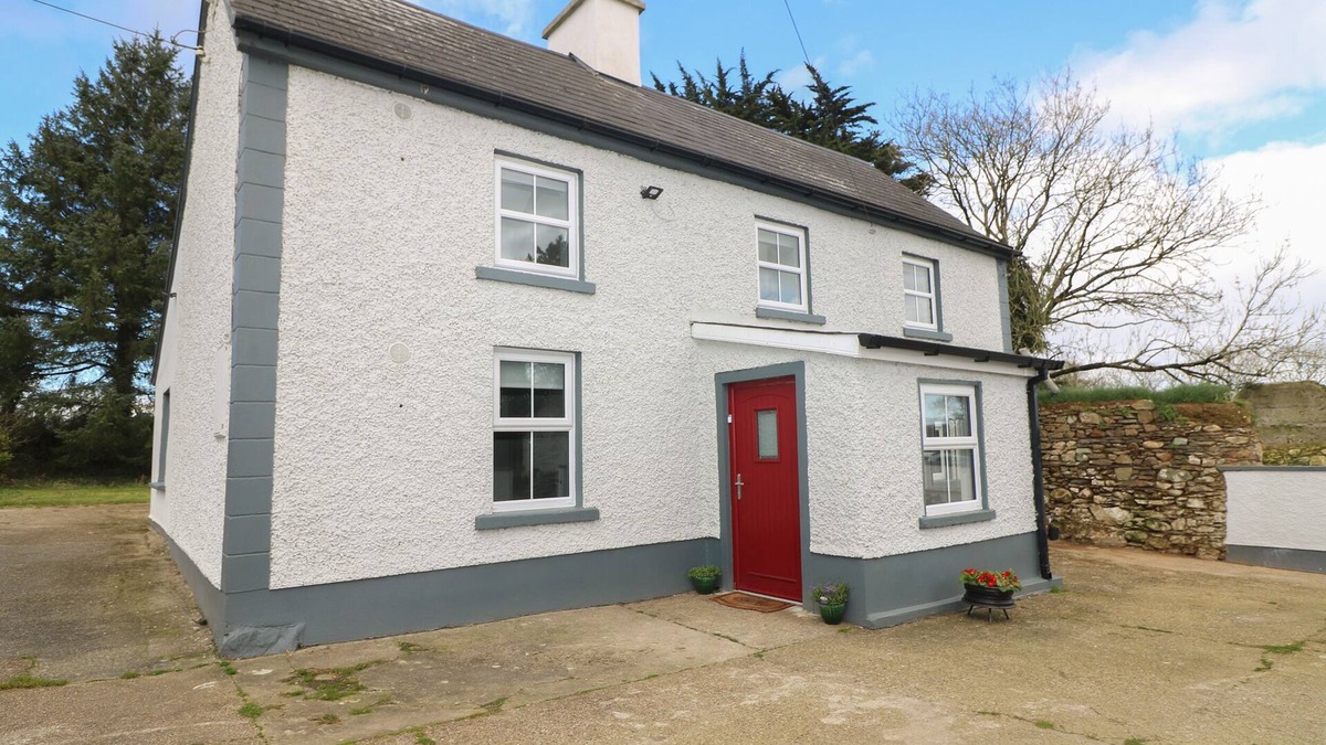 Gusserane Cottage | CURRAGH COTTAGE, pet friendly in New Ross, County Wexford