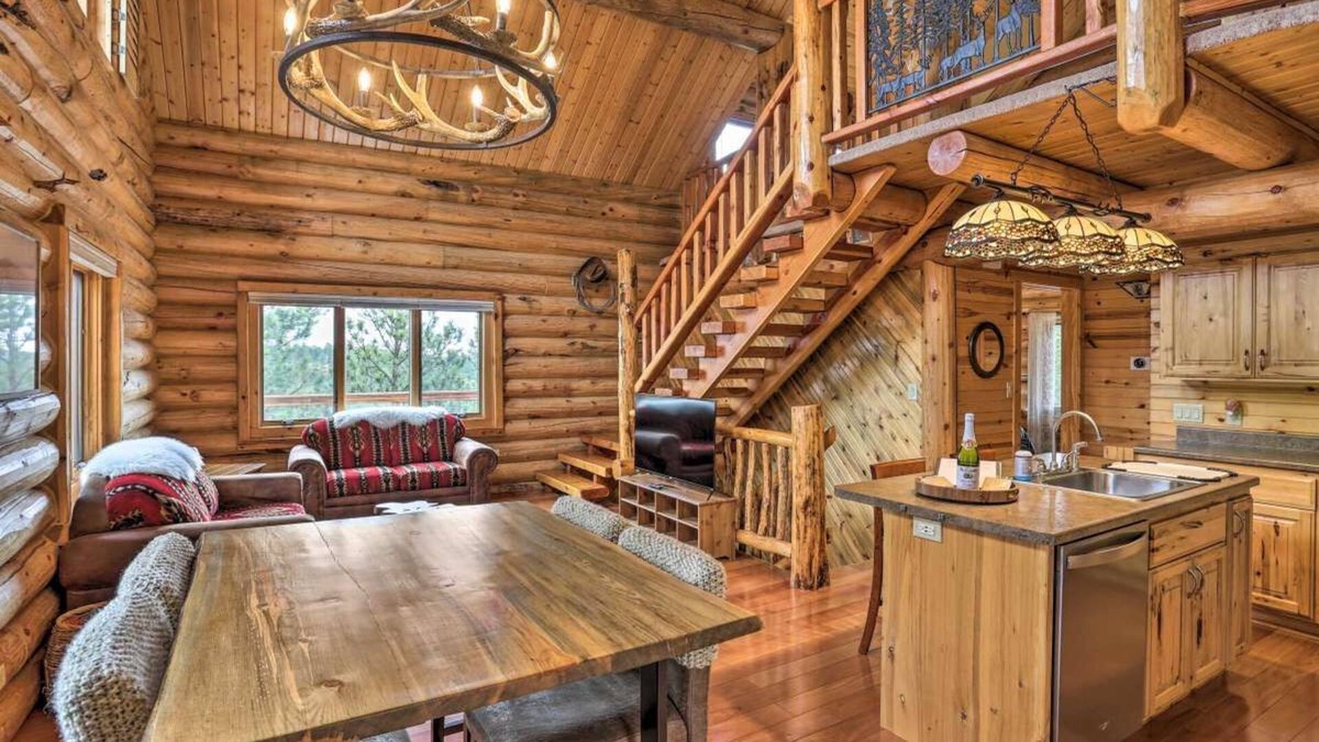 Hermosa House | Custom Black hills log cabin w/views, secluded, 12 miles to MT Rushmore!