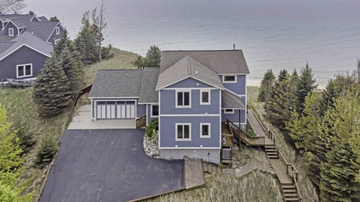 Manistee House | Custom Lake Michigan Beachfront Vacation Home