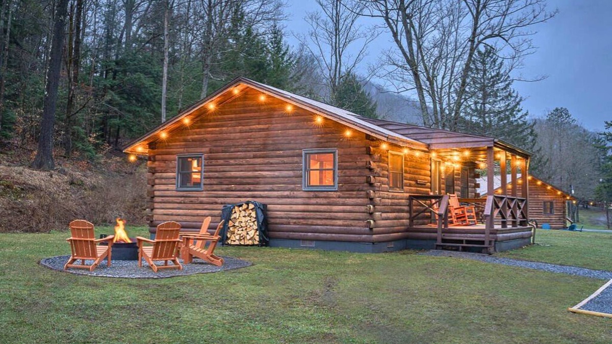 Mills Cabin | Custom Log Cabin #3 | Denton Hill State Park