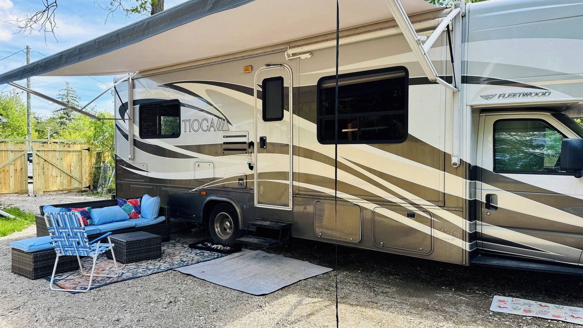 Mitchell House | Custom Motorhome that brings joy.