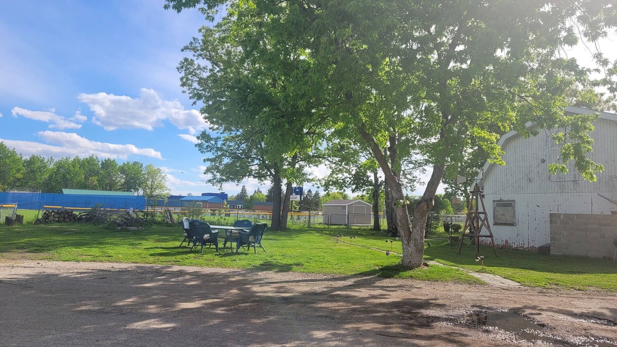 Thief River Falls Hotel | Custom Stay Thief River Falls