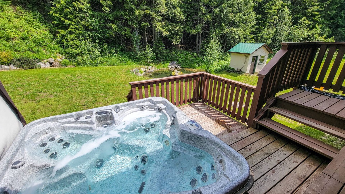 Crescent Valley House | Custom Timber Frame Home with Hot Tub