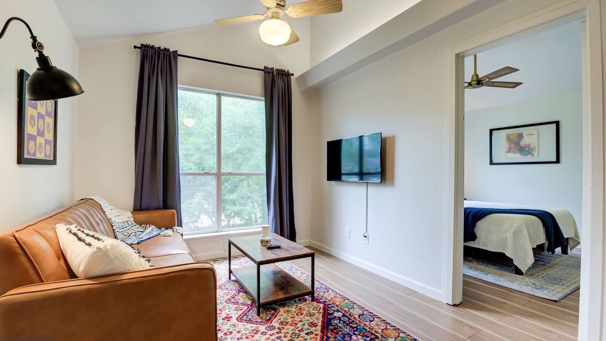 Caddo Heights-South Highlands Apartment | Cute 2B/1Ba Apartment in South Highlands!