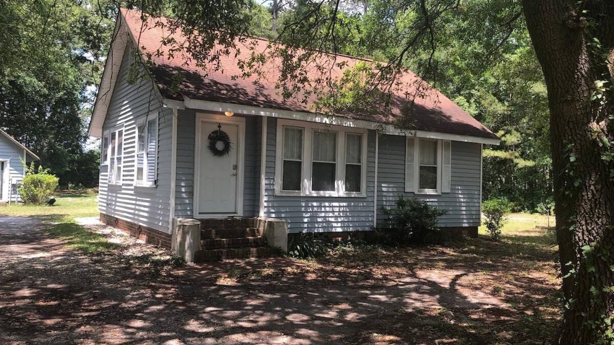 Ladson House | Cute 4br Modern Farmhouse Home+ Large Yard!