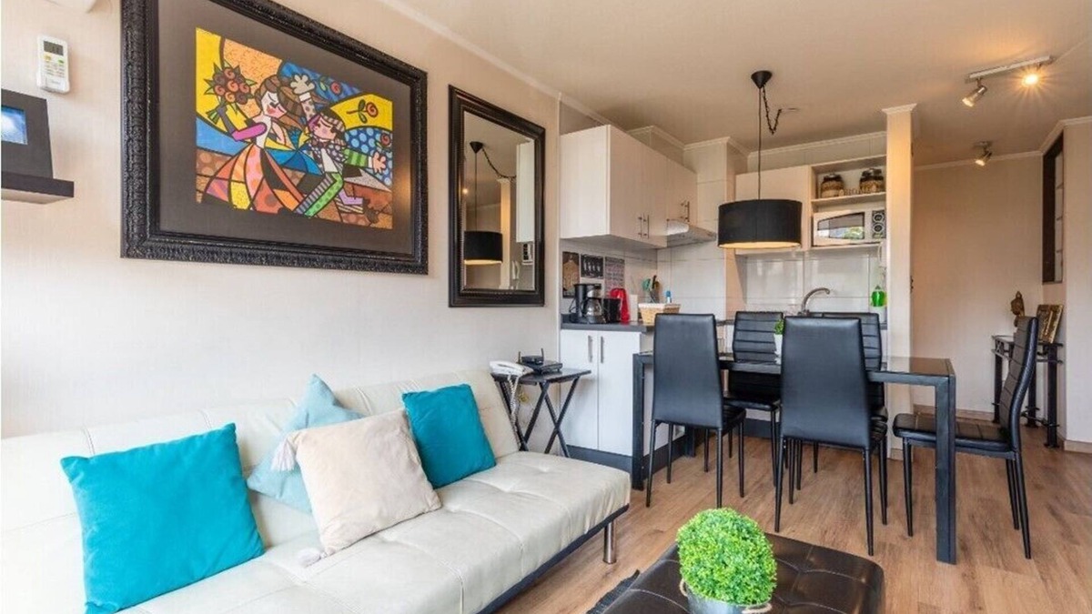 Las Rejas Apartment | Cute and comfortable up to 6 pax, meter to the door, just perfect