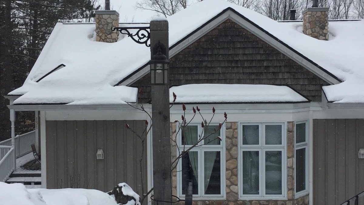 Mont-Tremblant Apartment | Cute and Cozy Tremblant Chalet