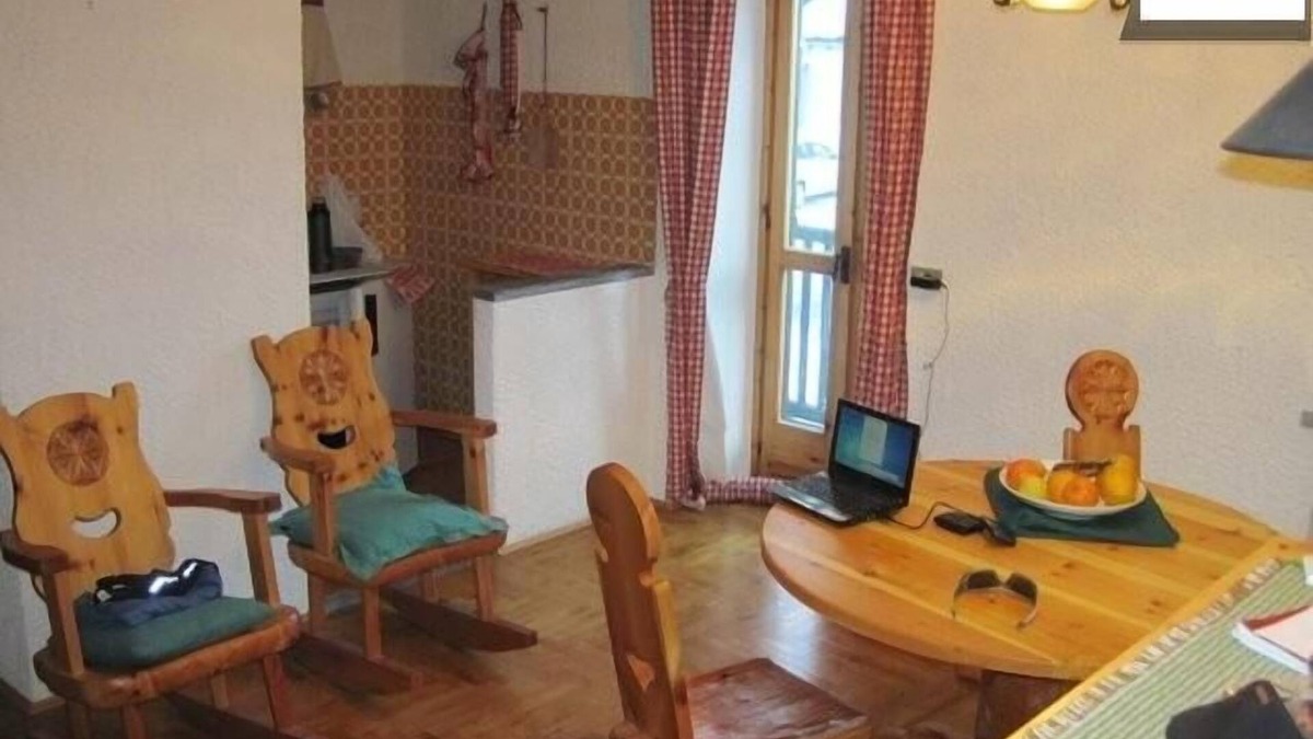 Bruil Apartment | Cute And Sunny Flat Aosta Valley