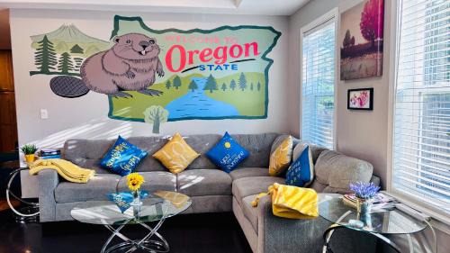 Albany House | Cute Artsy Sleep16 large parking, near parks, OSU