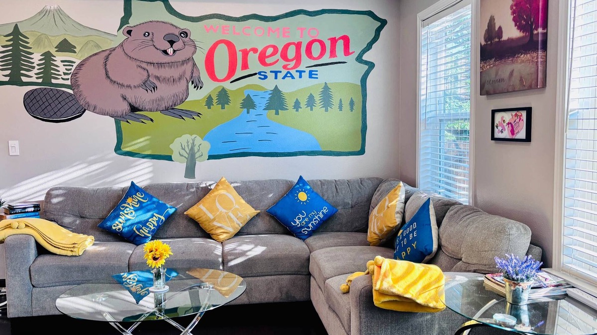Albany House | Cute Artsy16 large parking, near parks, OSU, fairs
