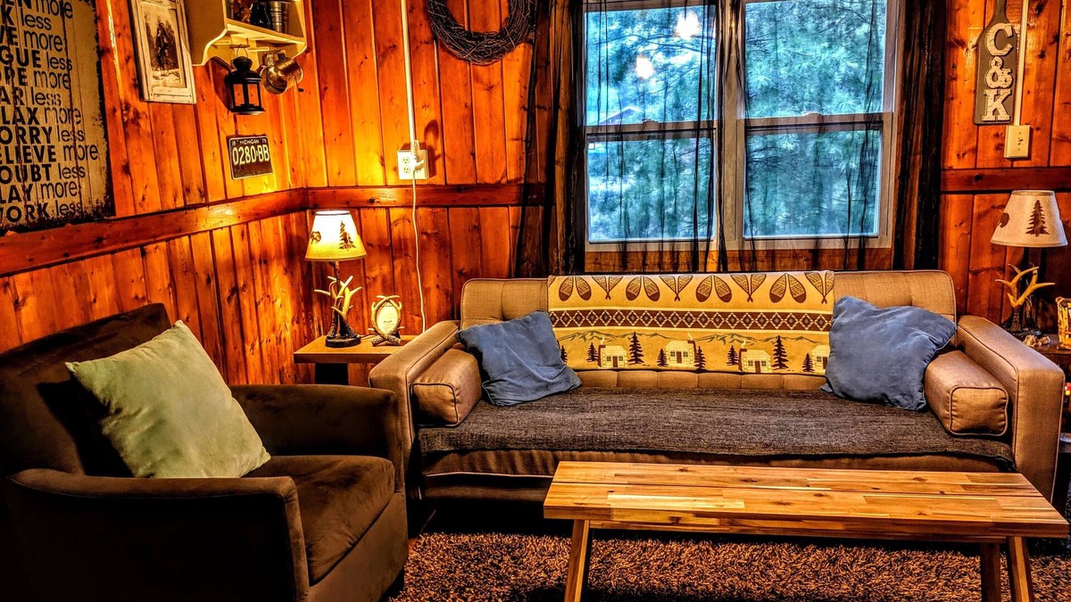 St. Helen Cabin | Cute Cabin Available In St. Helen, ATV trails are calling your name! Book now!