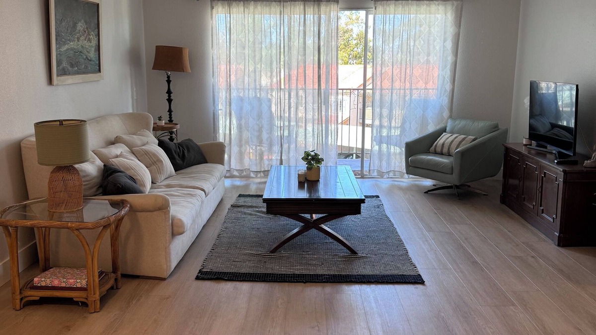 Olde Carlsbad Condo | Cute Carlsbad Condo! 2 Miles to the Beach and Village