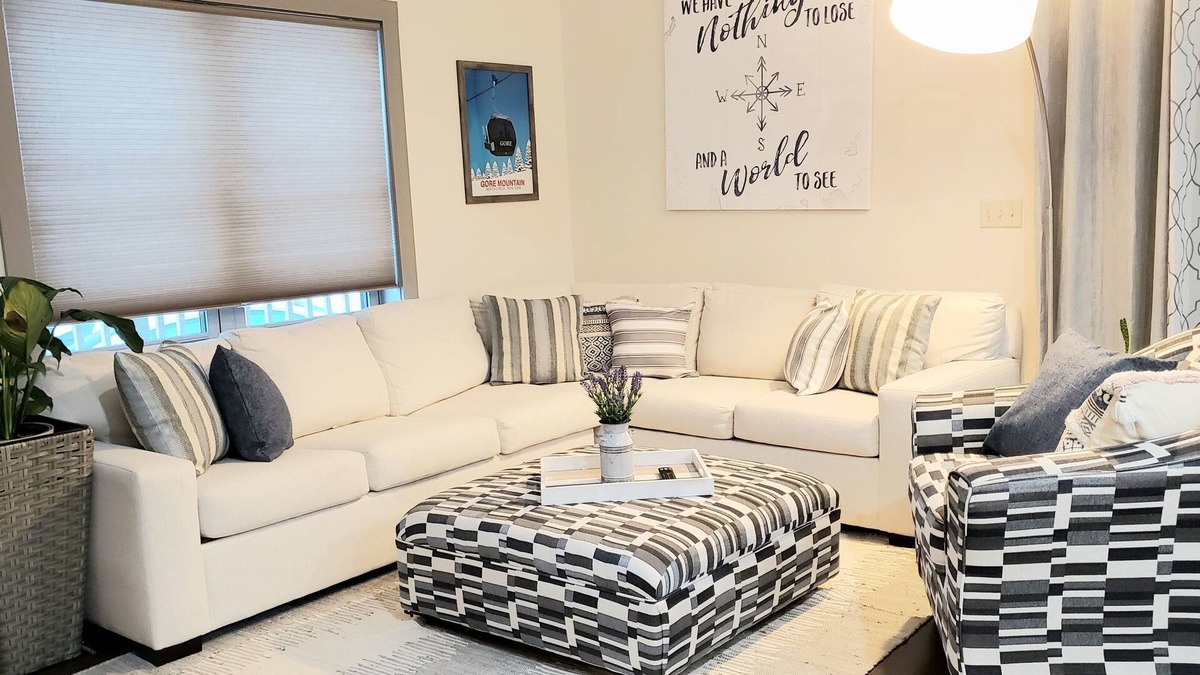 Lake George House | Cute&Chic Lake George Escape (2bedroom/2bath w/parking)