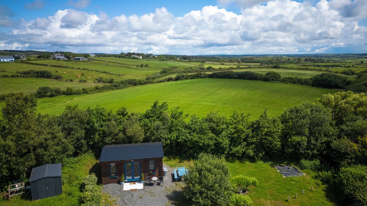 Doolin Cabin | Cute cosy and chilled cabin in lahinch