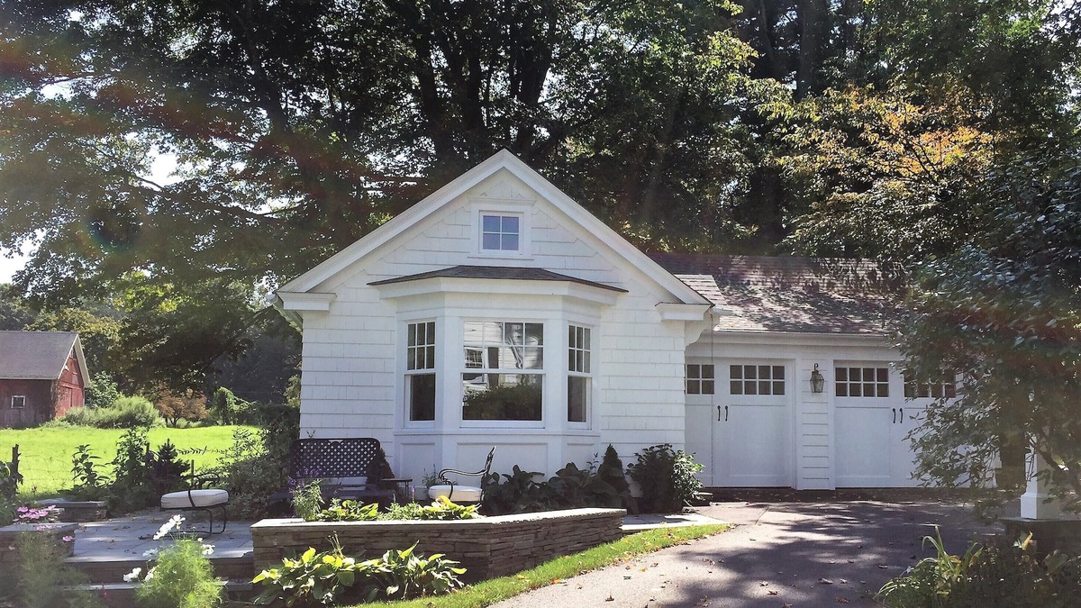 Woodbridge Cottage | Cute country cottage for getaway stay