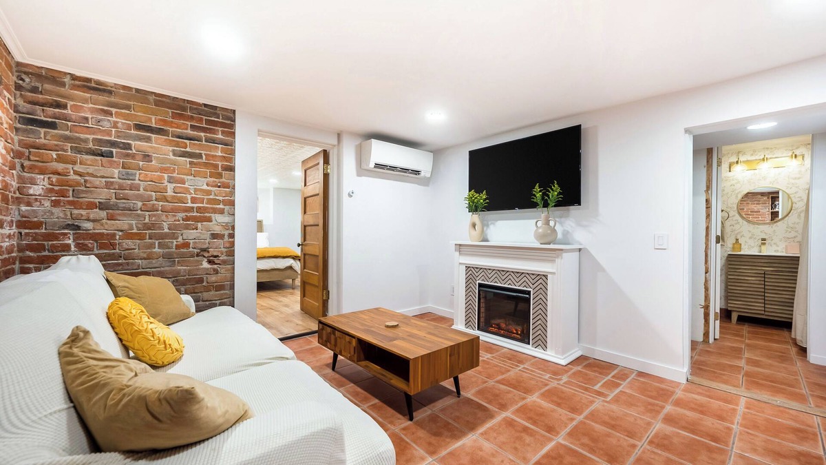 Cheesman Park Apartment | Cute/Cozy Basement Apartment in Old Denver’s Hip Cheeseman Park neighborhood!