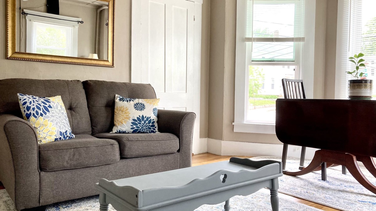 Concord Apartment | Cute & Cozy-Historic & Vibrant Capitol Downtown-private 2 brm apartment