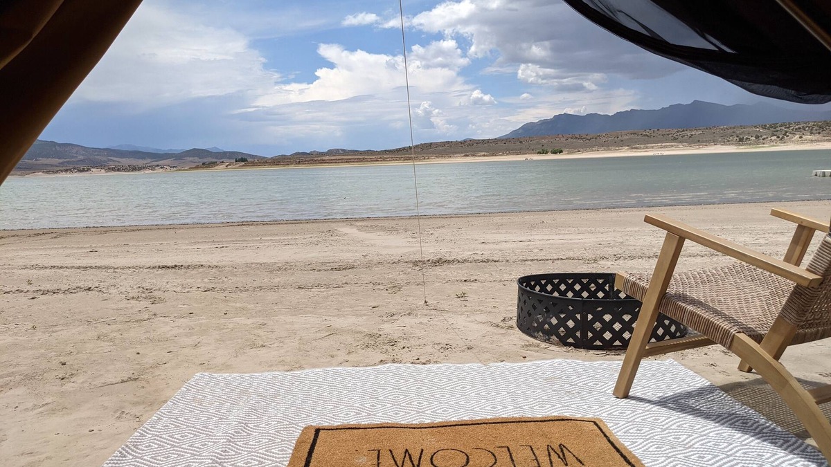 Levan House | Cute glamping tent on private sandy beach