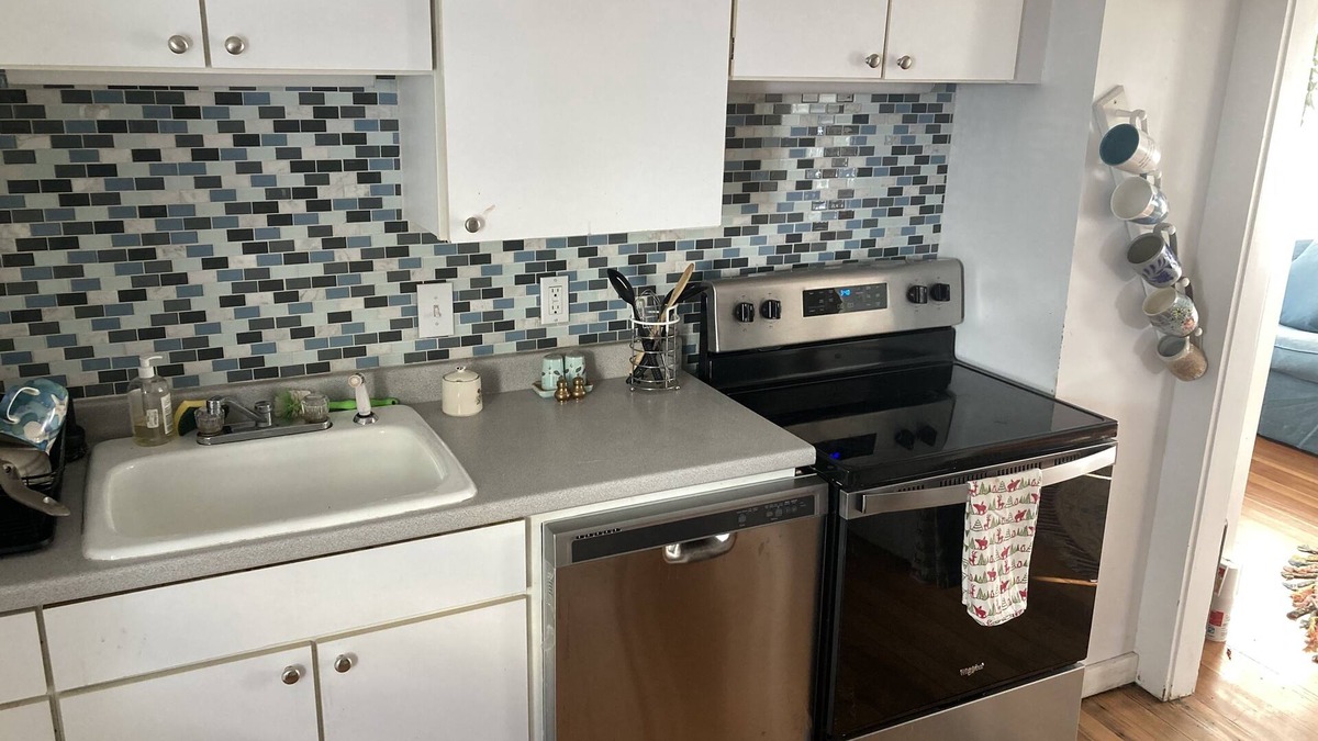 Old Orchard Beach House | Cute House -2 Blocks from Beach