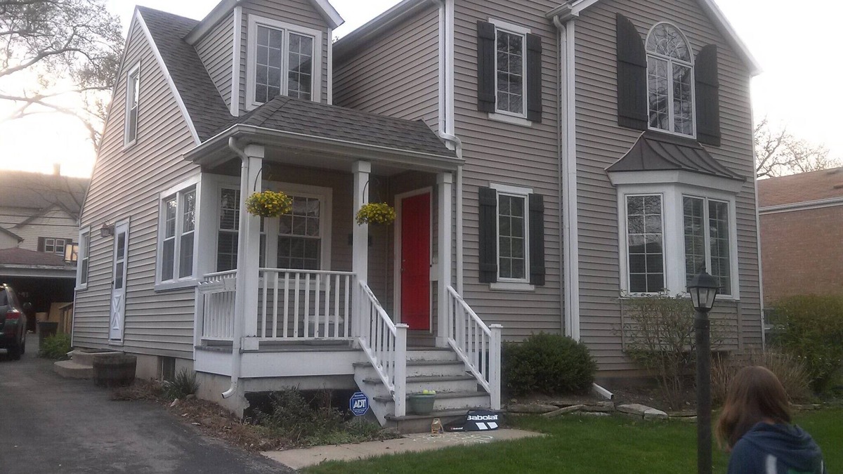 Downers Grove House | Cute House in Downers Grove