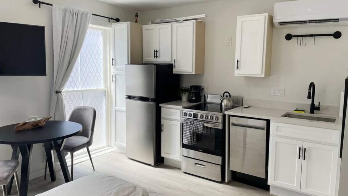 Over-the-Rhine Apartment | Cute Microapartment Walkable to Everything
