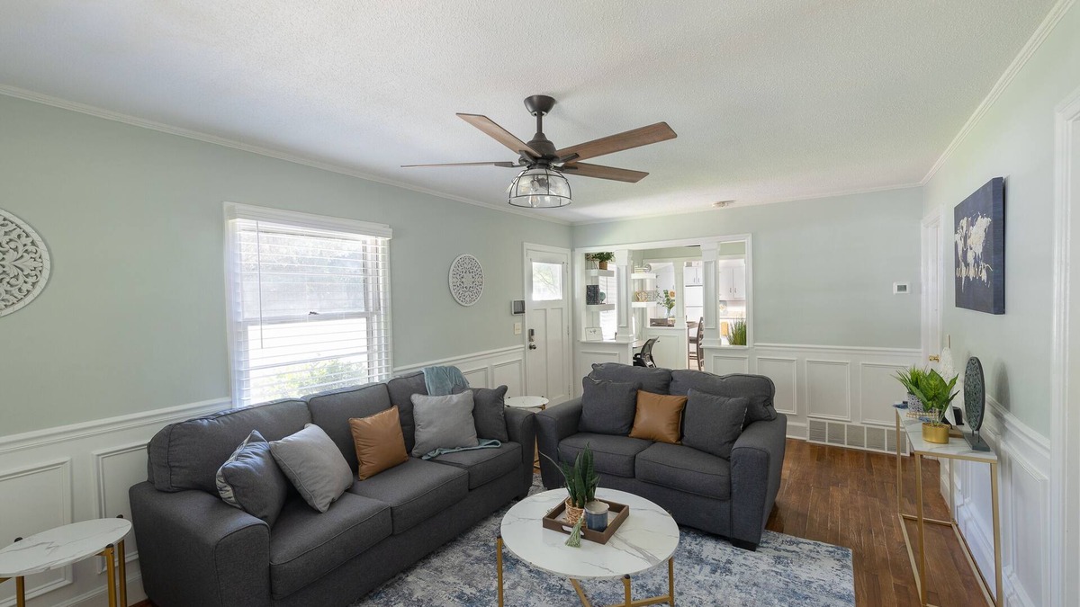 Rosewood House | Cute n' Comfy Capers