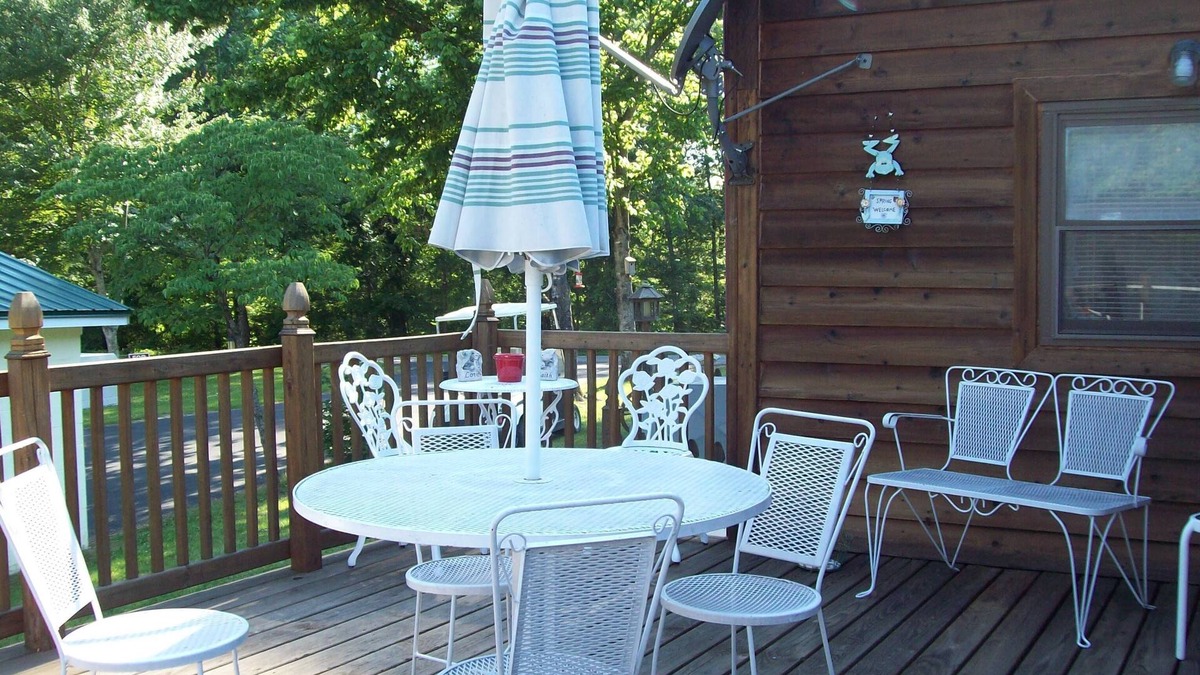 New Concord Cabin | Cute Rustic Cabin, 1 Br; Within Sight Of Beautiful Kentucky Lake