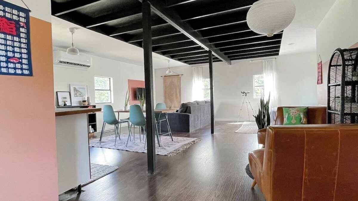 Cedar Creek Apartment | Cute Studio Apt on 8 Acres - Near COTA & Austin
