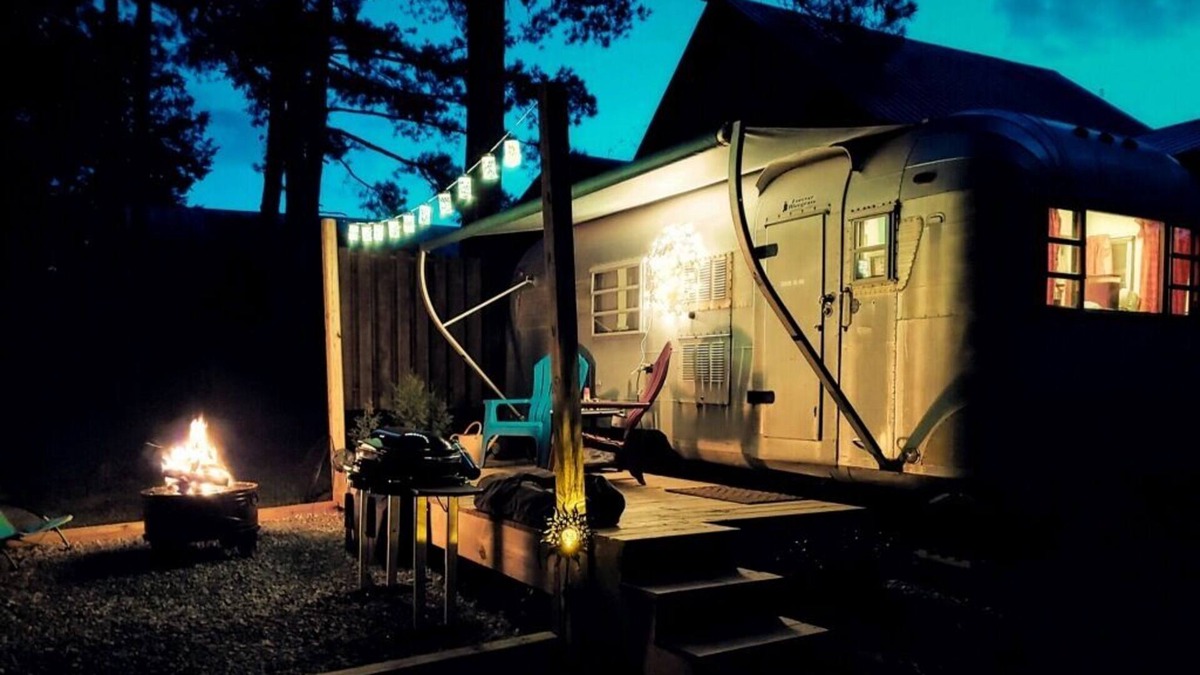 Chickamauga House | Cute Vintage Camper in a fun farm setting