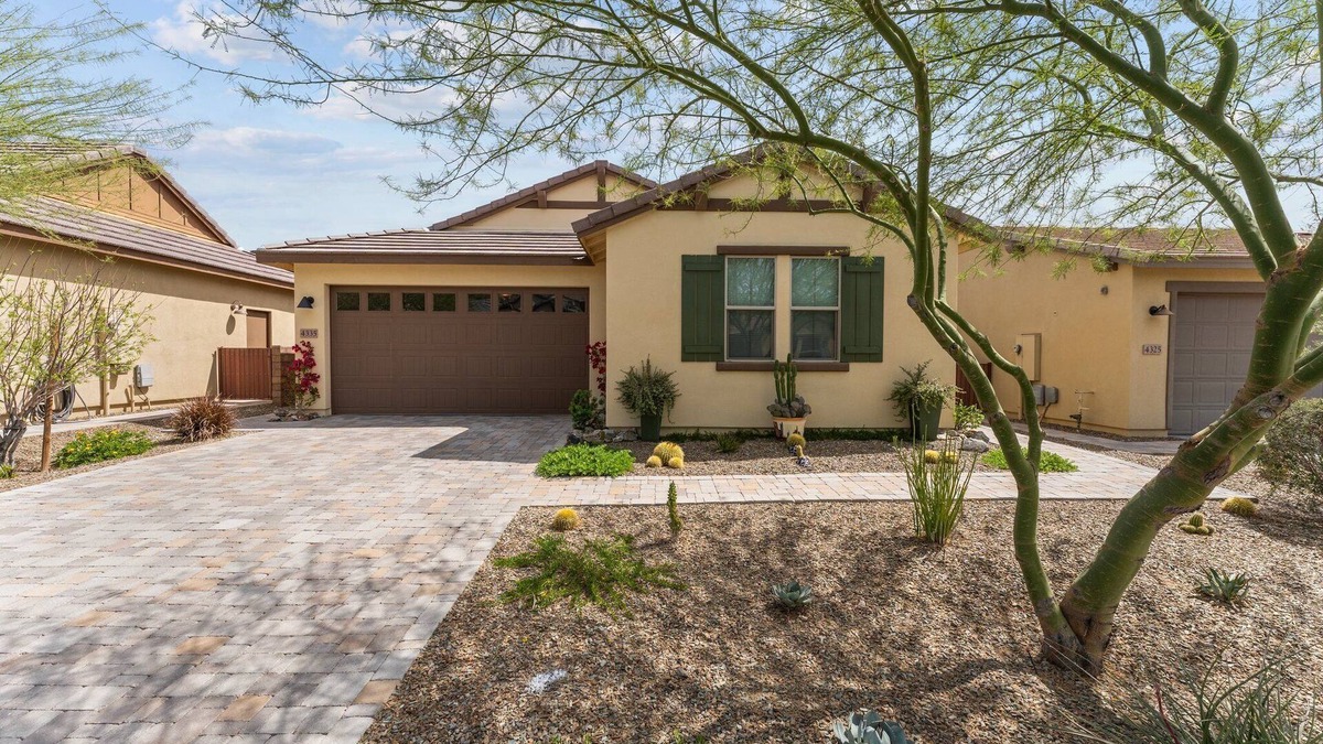 Wickenburg House | Cutter Lane at the Ranch GOLF community