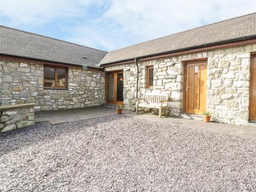 Penmon House | Cwt Blawd